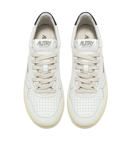 AUTRY SNEAKERS SNEAKERS MEDALIST LOW IN PELLE BIANCA E NERA AULM - LL22